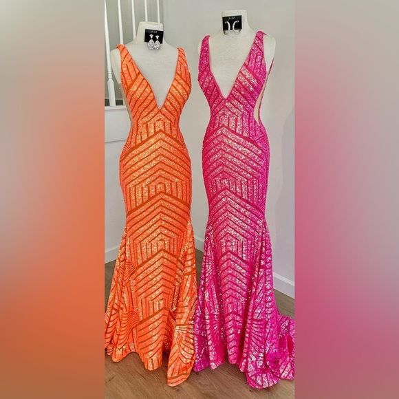 Blue Deep V Neck Sequin Mermaid Prom Dres - Picture 3 of 4